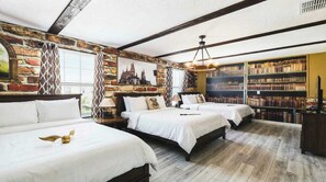 House, Multiple Beds, Pool Access (1564MC CG)