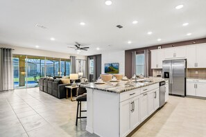 House, Multiple Beds, Pool Access | Interior