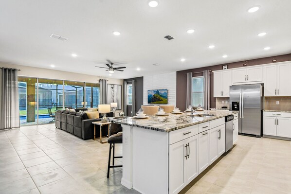 House, Multiple Beds, Pool Access | Interior