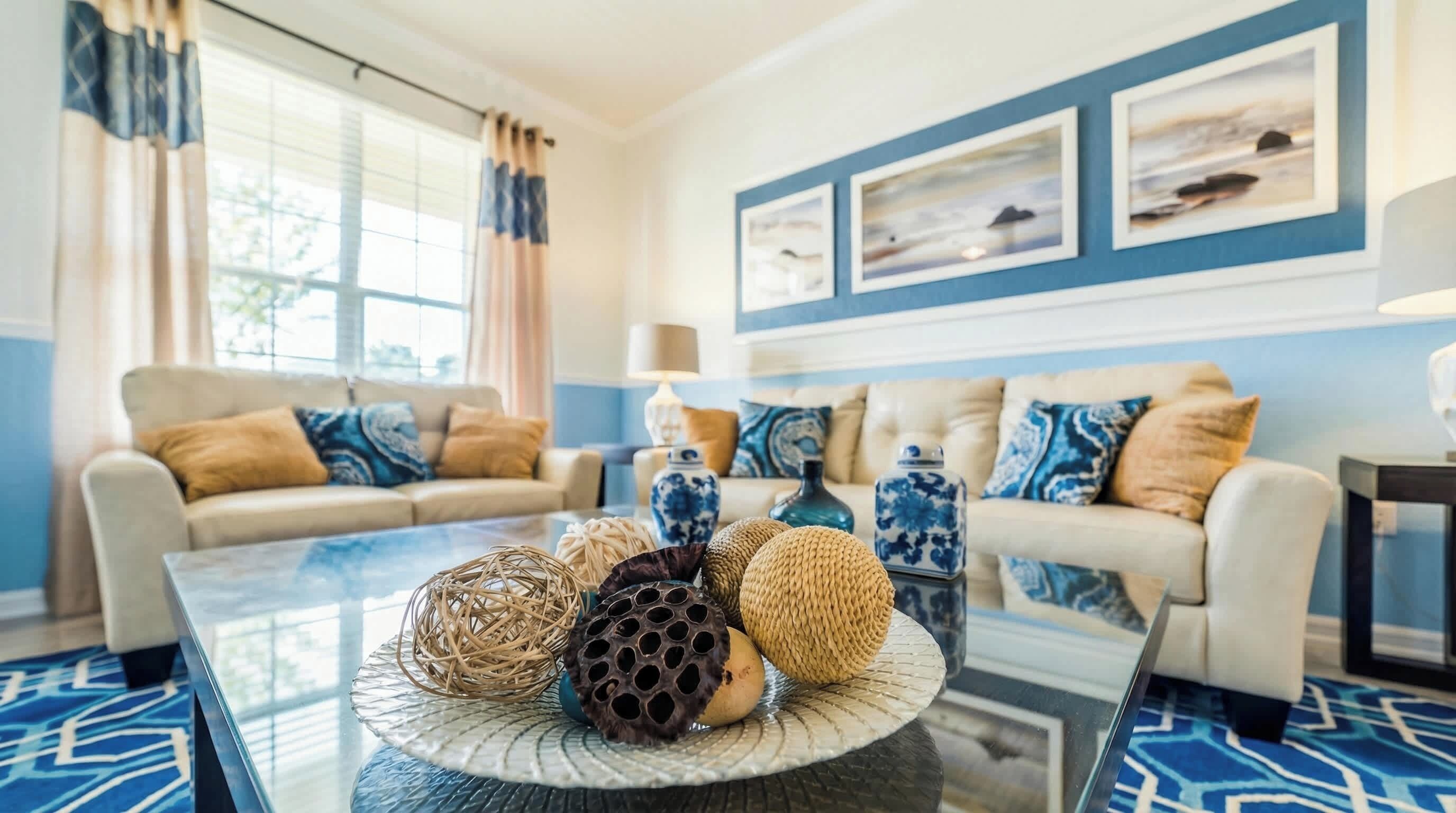 House, Multiple Beds, Pool Access, Pool View (7829BF WH_05) | Living area