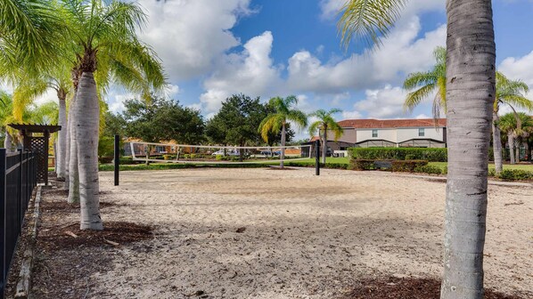 Sport court - Spacious 12-bed Villa With Pool & Resort Amenities (Kissimmee)