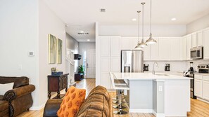 Ferienhaus, Mehrere Betten, Poolzugang, Poolblick (418MB BV) | Wohnbereich