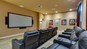 Interior - Spacious 12-bed Villa With Pool & Resort Amenities (Kissimmee)