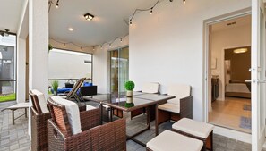 Casa, varias camas, acceso a la alberca (3348LW WIR_01) | Restaurante al aire libre