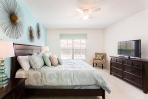 บ้านพัก, หลายเตียง, ใช้สระว่ายน้ำได้, วิวสระว่ายน้ำ | 5 ห้องนอน, ห้องพักตกแต่งอย่างมีเอกลักษณ์, ตกแต่งพิเศษโดยเฉพาะ