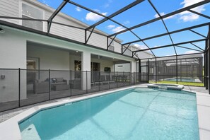 Unclassified image, 5 of 75, button - Extraordinary 10br Private Pool Spa Near Disney (Davenport)