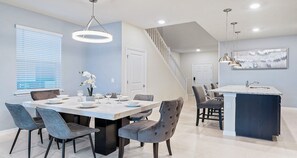 Private kitchen - Spacious Home With Disney Fireworks Views (Davenport)