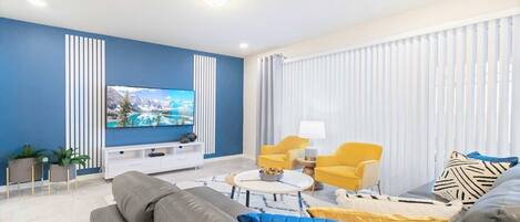 獨棟房屋, 多張床, 可使用泳池, 泳池景觀 (621JL WIR) | 起居區