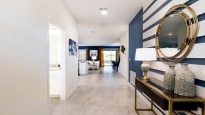 Lobby - Spacious Villa With Private Pool & Games (Davenport)