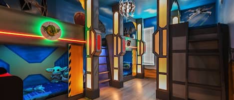 Maison, Plusieurs lits, accÚs à la piscine (3711LA WIR_01) | 10 chambres, décor unique, ameublement unique, literie fournie