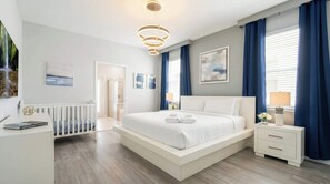 Unclassified image, 5 of 58, button - Luxury 28 Guest Home w Games, Cinema and More! (Davenport)