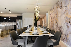 House, Multiple Beds, Pool Access (3613LL WIR) | Dining