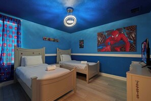 8 bedrooms, individually decorated, individually furnished, bed sheets