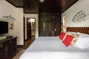 6 habitaciones, tabla de planchar con plancha y wifi gratis 