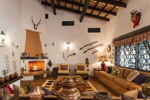 别墅 | 客厅 | 智能电视、Netflix、流媒体服务