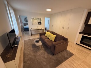 Luxury-Apartment | Wohnbereich | LCD-Fernseher