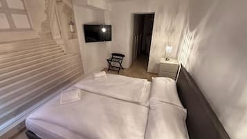 2 habitaciones, cunas, wifi gratis y ropa de cama