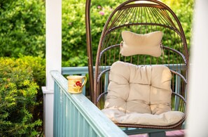 Terrace/patio - Family Favorite! Heated Pool, Hot Tub, Sleeps 16+ (South Haven)