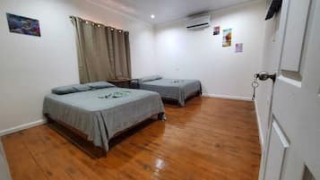 Comfort Room | 1 bedroom, free WiFi, bed sheets