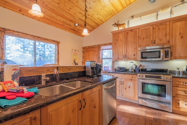 Chalet rustique de base | Cuisine privée | Grille-pain