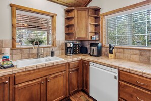 베이직 캐빈 | 전용 주방