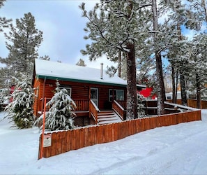 Front of property - Blue Jay Chalet (Big Bear Lake)