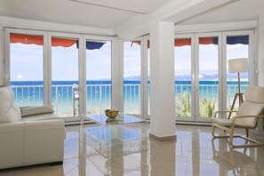 TV - HORIZONTE Apartment - Stunning sea view (Salou)