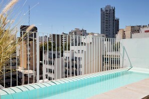 Piscina stagionale all'aperto