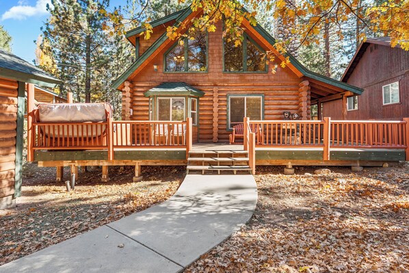 Exterior - Papa Bear's Hideout (Big Bear Lake)