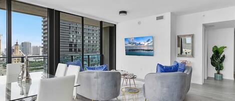 Fernseher, Arbeitsbereiche