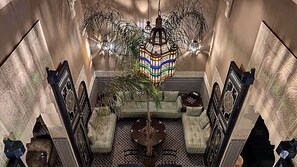 Interior - Renovierter Riad, 9 Pers. , Beste Lage, ab 16J (Fès)