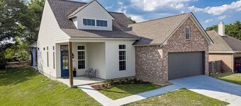 Brand New Luxury Home In The Center Of Lafayette