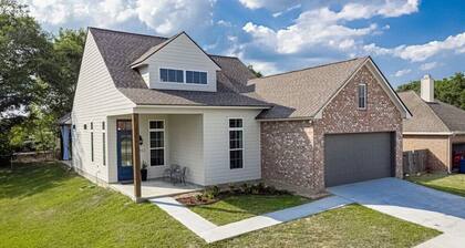 Brand New Luxury Home In The Center Of Lafayette