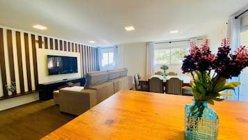 Basic Apartment | Interior