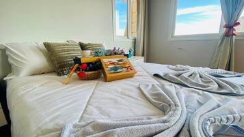 Basic-Apartment | 4 Schlafzimmer, kostenloses WLAN, Bettwäsche