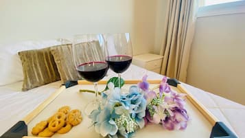 4 bedrooms, free WiFi, bed sheets