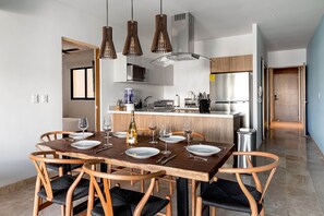 Premium Apartment | Dining room