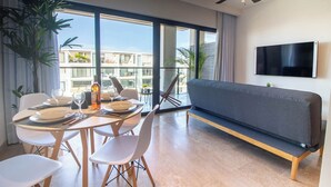In-room safe, desk, WiFi (free) - IPANA (Playa del Carmen)