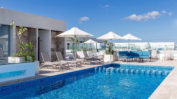Outdoor pool - IPANA (Playa del Carmen)