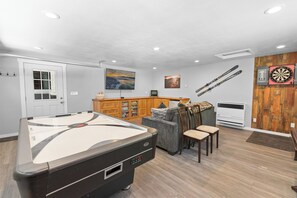 Games room - Peaceful Pines Panorama (Big Bear Lake)