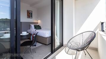 Individually decorated, free WiFi, bed sheets