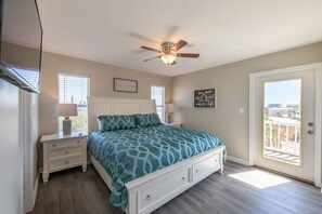 6 bedrooms, iron/ironing board, WiFi, bed sheets