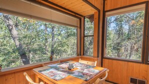 Chalet rustique de base | Cuisine privée