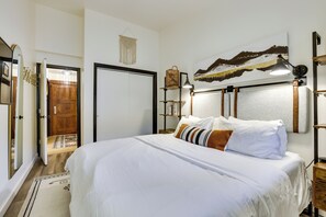 1 bedroom, desk, iron/ironing board, Internet - Pool + Ski-In Access: Copper Mountain Condo! (Frisco)