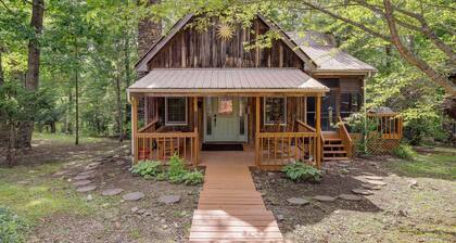 Lake Cumberland Resort Cabin w/ Community Perks!