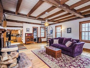 Fireplace, books, music library, stereo