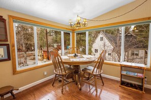 Eenvoudig huisje | Woonruimte