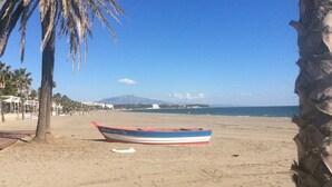 Unclassified image, 5 of 22, button - Lovely! Close to marina, beaches and town (Estepona)