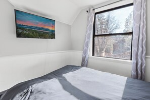 Basic Cabin - Dream Street Escape  (Big Bear Lake)