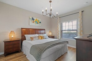 4 bedrooms, desk, iron/ironing board, travel crib